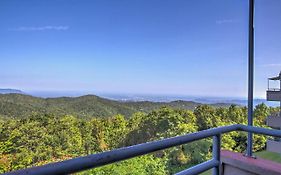 Gatlinburg Mountaintop Condo With Balcony And Views!