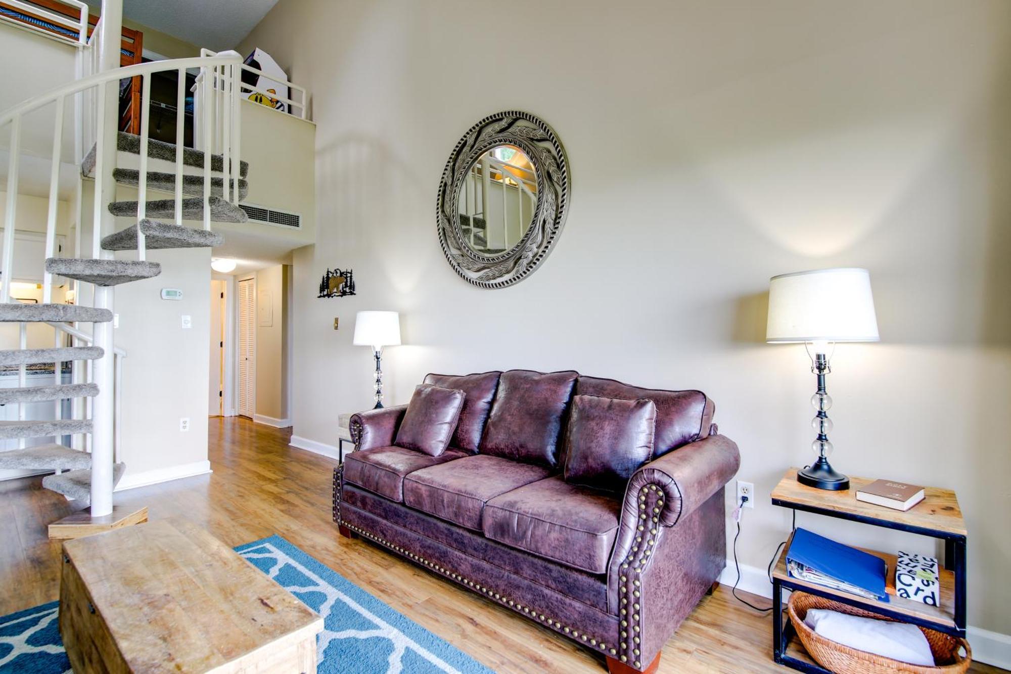 Gatlinburg Mountaintop Condo With Balcony And Views! Exterior photo